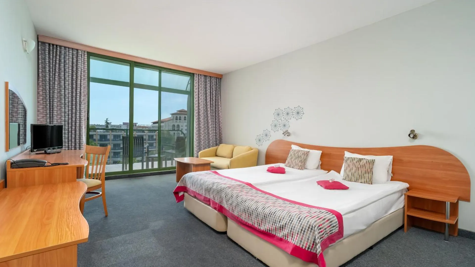Mpm Hotel Kalina Garden Sunny Beach