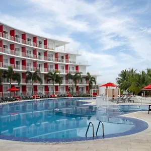 Grand Decameron Cornwall Beach, A Trademark 4* Montego Bay